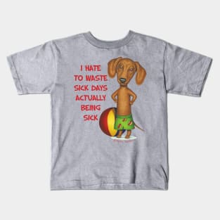 Funny cute Doxie Dachshund shirt beach fun mom and dad gift Kids T-Shirt